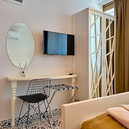 Hotel Cunda Pusula By Megaron Homes