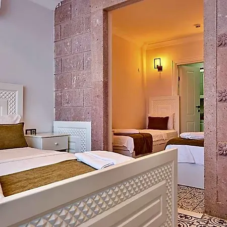 Hotel Cunda Pusula By Megaron Homes