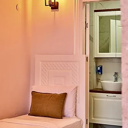 Hotel Cunda Pusula By Megaron Homes 5*